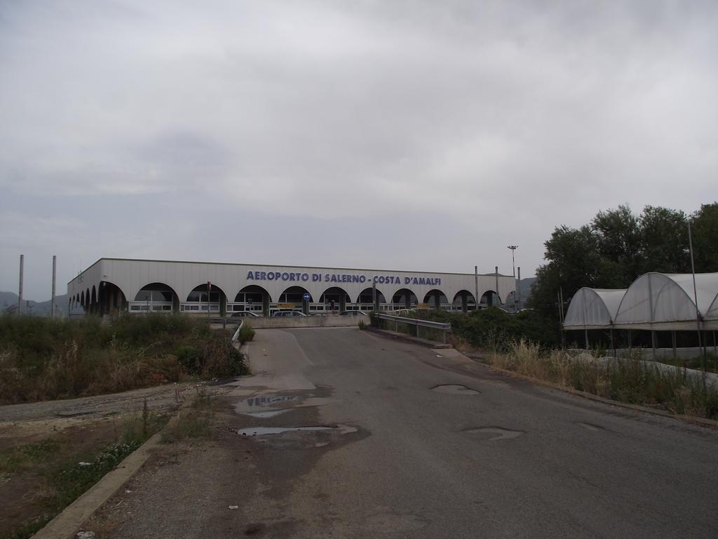 Villa Dei Navigatori Pontecagnano Faiano Exterior foto