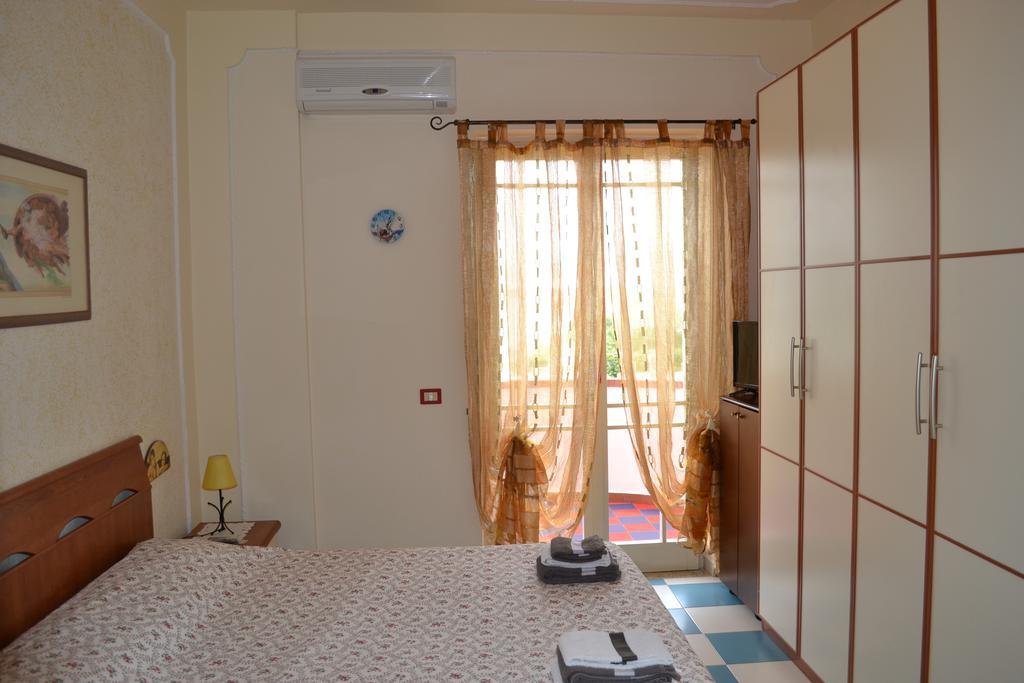 Villa Dei Navigatori Pontecagnano Faiano Exterior foto